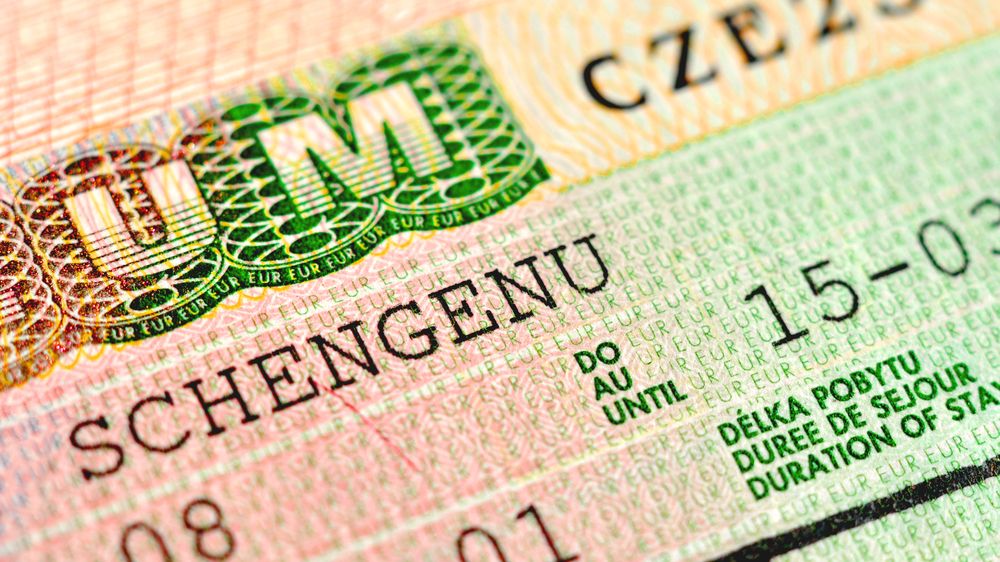 Rekordní zájem o česká víza, ministerstvo evidovalo přes 800 000 žádostí